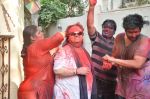 Bappi Lahiri Holi Celebrations in Mumbai on 17th March 2014 (16)_5327e407a93ea.JPG