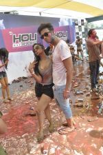 at Holi Reloaded in Mumbai on 17th March 2014 (67)_5327e3f0a95f9.JPG