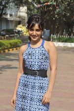 Neha Sharma promote Youngistaan on the sets of Nandini in Mira Road, Mumbai on 18th March 2014 (95)_5329266584c27.JPG