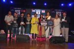 Sonam Kapoor, Anup Jalota at the launch of Kuch Dil Ne Kaha Ghazal Album in Mumbai on 18th March 2014 (38)_5329245a9d686.JPG