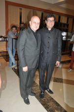 Anupam Kher at Vashu Bhagnani_s bash who completes 25 years in movie world in Marriott, Mumbai on 22nd March 2014 (106)_532ec020d093c.JPG