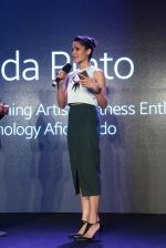 Freida Pinto at Samsung s5 launch in Delhi on 27th March 2014 (87)_5335692cc9ce5.JPG