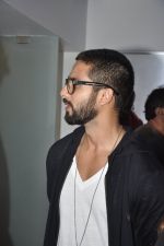 Shahid Kapoor at the screening of the film Inam in Mumbai on 26th March 2014 (81)_53355b78723d0.JPG