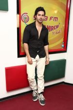 Varun Dhawan at Radia Mirchi Mumbai for promotion of Main Tera Hero (2)_533aa5e2898aa.jpg