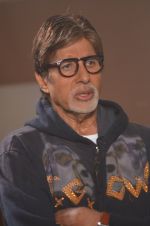 Amitabh Bachchan at Captain Tiao shoot in Mumbai on 1st April 2014 (8)_533be85cad0d1.JPG