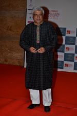 Javed Akhtar at the red carpet for Manish Malhotra Show Men for Mijwan in Mumbai on 1st April 2014  (200)_533bf086e4f99.JPG