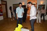 Dino Morea at Elegant art evening hosted by Penny Patel and Manvinder Daver of India Fine Art in Mumbai on 4th April 2014 (164)_533fd619b70b0.JPG