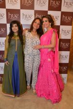 Perizaad Zorabian at Hue Spring Summer Collection launch by designer Tamanna Punjabi Kapoor in Mumbai on 4th April 2014 (48)_533f6e3a149eb.JPG