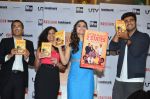 Chetan Bhagat, Anusha Bhagat, Alia Bhatt, Arjun Kapoor at 2 states new cover launch in Landmark, Mumbai on 7th April 2014 (79)_53439e9215830.JPG