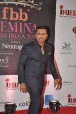 Nikhil Chinapa at Femina Miss India red carpet arrivals in YRF, Mumbai on 5th april 2014 (78)_5343623c33bdc.JPG