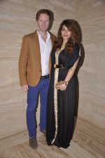 Shama Sikander, Alexx O Neil at Savvy Magazine special issue launch in F Bar, Mumbai on 7th April 2014 (104)_5343a3721d77e.JPG