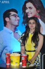 Alia Bhatt at 2 States promotion in Kolkatta on 8th April 2014 (18)_5344b6d08019a.jpg