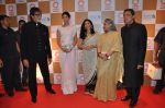 Amitabh Bachchan, Shweta Bachchan, Jaya Bachchan at Swades Fundraiser show in Mumbai on 10th April 2014(198)_5347cbbad4ea1.JPG