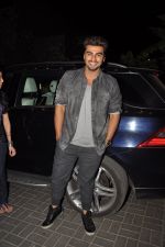 Arjun Kapoor promote 2 States in Thane, Mumbai on 12th April 2014 (76)_534a1047ad47a.JPG