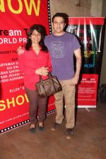 Archana Puran Singh, Parmeet Sethi at the premiere of films by starkids in Lightbox Theatre, Mumbai on 13th April 2014 (13)_534bc9fd211bb.JPG