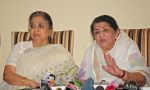 Lata Mangeshkar announced Dinanath Award in Mumbai on 13th April 2014 (2)_534b643c137c7.jpg