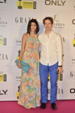 at Grazia Young awards red carpet in Mumbai on 13th April 2014 (25)_534b7aa5701a6.JPG