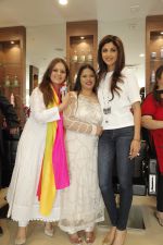 HiDef Shilpa Shetty at Ghaziabad Iosis launch on 14th April 2014_534d3748eacee.JPG