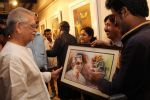 Gulzar at painting exhibition - epic on rock in cymroza, Mumbai on 15th April 2014 (40)_534e1c48654c3.JPG