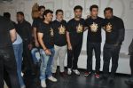 Vikramaditya Motwane, Vijay Singh, Karan Johar, Vikas Bahl, Ranbir Kapoor, Anurag Kashyap at Wrap-up bash of Bombay Velvet in Mumbai on 16th April 2014 (134)_534fb6443ddd2.JPG