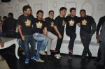 Vikramaditya Motwane, Vijay Singh, Karan Johar, Vikas Bahl, Ranbir Kapoor, Anurag Kashyap at Wrap-up bash of Bombay Velvet in Mumbai on 16th April 2014 (142)_534fafe34511c.JPG