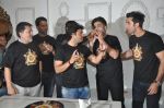 Vikramaditya Motwane, Vijay Singh, Karan Johar, Vikas Bahl, Ranbir Kapoor, Anurag Kashyap at Wrap-up bash of Bombay Velvet in Mumbai on 16th April 2014 (98)_534fb0390ee3e.JPG