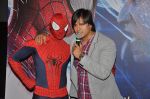 Vivek Oberoi meets Spiderman at PVR, Mumbai on 18th April 2014 (33)_535213d584b81.JPG