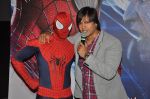 Vivek Oberoi meets Spiderman at PVR, Mumbai on 18th April 2014 (34)_535213dfb489e.JPG