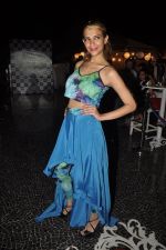 at Nitya Bajaj fashion show in Villa 69, Mumbai on 18th April 2014 (113)_53534519d6561.JPG