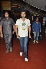 Arjun Kapoor at 2 states promotions in Mumbai on 20th April 2014 (6)_53548a3e3d7a3.JPG