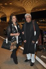 Shabana Azmi, Javed Akhtar leave for IIFA Tampa on day 1 in Mumbai on 21st April 2014 (126)_53560eb344e68.JPG