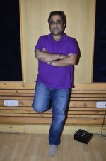 Kunal Ganjawala at an Interview for Bhojpuri Film in Mumbai on 22nd April 2014 (57)_535741bd88bf4.JPG