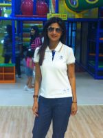 Shilpa Shetty plans a Baby_s day out at Funky Monkeys (1)_535a367b929ae.JPG