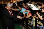 Javed Akhtar arrives at Tampa International Airpot on 23rd April 2014 for IIFA (9)_535ba2bd1c293.jpg