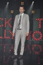 Kunal Kohli on the sets of NDTV Prime_s Ticket to bollywood in Mumbai on 25th April 2014 (17)_535b49c40dfd1.JPG