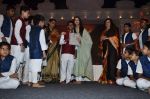 Aishwarya Rai Bachchan pays tribute to Sri Sathya Sai Baba in Mumbai on 27th April 2014 (160)_535e0991d241a.JPG
