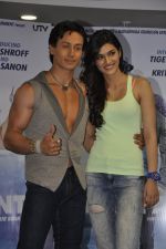Kriti Sanon and Tiger Shroff celebrate World Dance day during the promotion of upcoming film Heropanti on 28th April 2014 (21)_535f7dd8387d7.JPG