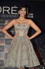 Sonam Kapoor at L_oreal event for Cannes Film Festival in Mumbai on 30th April 2014 (30)_53624ca224bba.JPG