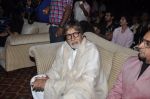 Amitabh Bachchan and Gulshan Grover at the First Look Launch of film Leader in Mumbai on 4th May 2014 (57)_53679c5f9e1bc.JPG