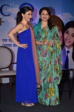 Soha Ali Khan and Sharmila Tagore at Clinic plus and Plan India launch their association to empower mothers and daughters in Marriott, Mumbai on 6th May 2014 (6)_5369b67154229.JPG