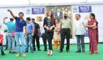 Himesh Reshammiya, Zoya Afroz and Team of movie Xpose at SGT University Campus in Gurgaon on 8th May 2014 (15)_536cb5c44a58f.jpg