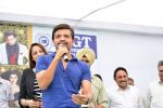 Himesh Reshammiya, Zoya Afroz and Team of movie Xpose at SGT University Campus in Gurgaon on 8th May 2014 (17)_536cb5c60a237.jpg