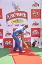 Mumbai indians at kingfisher bowl out event in Phoenix, Mumbai on 8th May 2014 (13)_536c588f55f0c.JPG