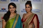 Shaina NC, Lucky Morani at fevicol fashion preview by shaina nc in Mumbai on 8th May 2014 (31)_536c559a705a6.jpg