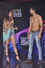 at Mr India Competition in Mumbai on 8th May 2014 (37)_536c774f6e62b.JPG