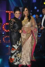 Divya Dutta, Manasi Scott at NDTV ticket to bollywood in Mumbai on 13th May 2014 (80)_53730ec2456dd.jpg