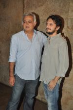 Hansal Mehta, Vishesh Bhatt at CityLights film Screening in Lightbox, Mumbai on 18th May 2014 (142)_53799d2fec79c.JPG