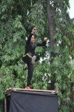 Tiger Shroff live stunt in Andheri, Mumbai on 19th May 2014 (184)_537af36059564.JPG