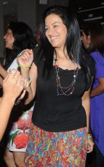 Jyoti Gauba  at Ek Mutthi Aasmaan TV Serial celebration party in Mumbai on 20th May 2014 (2)_537cb5c3dc1cd.JPG