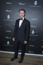 0517_James_Mc_Avoy_at_Weinstein_party_with_Chopard_537f2f83127c3.jpg